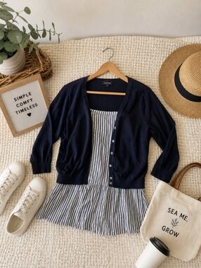 2️⃣ Items | Land's End | Women's 14-16  Sweater | XL Lightweight Blouse
